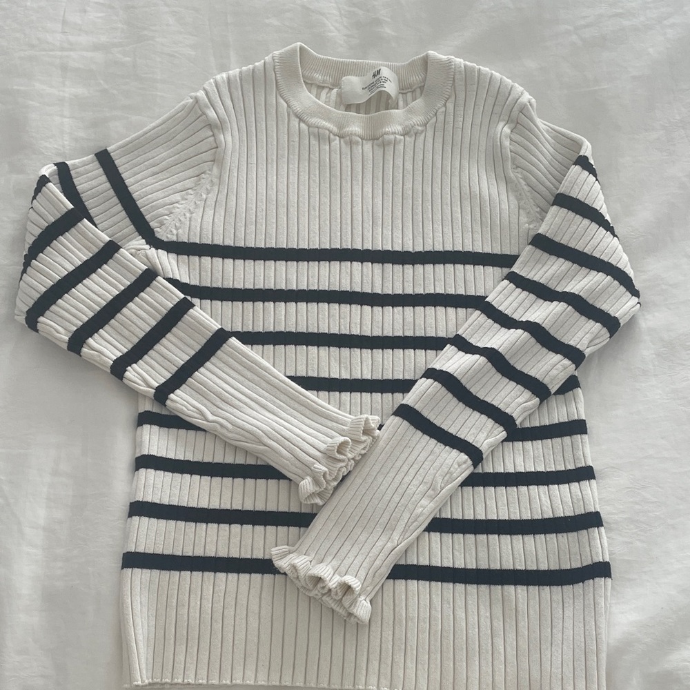 H&M Girl 8-10 Striped Ribbed Sweater - Black and White